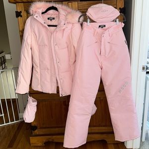 Light pink Missguided snow suit size US6